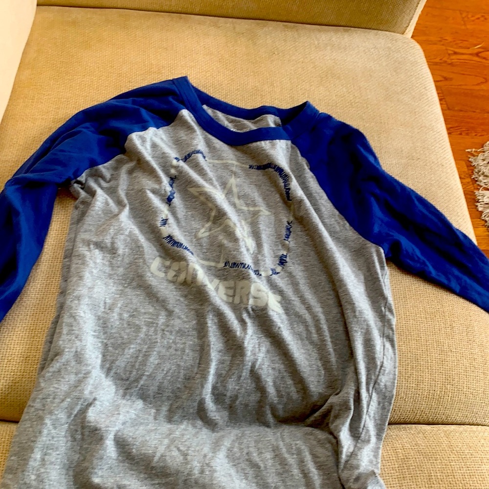 Converse men’s small t shirt